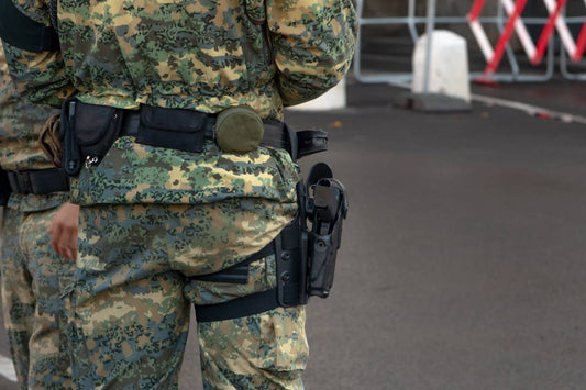 Le holster tactique : clé d'un équipement militaire opérationnel