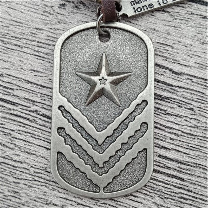 Collier Plaque Militaire Étoile